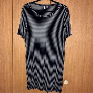H&M divided basics t shirt dress black/white med.